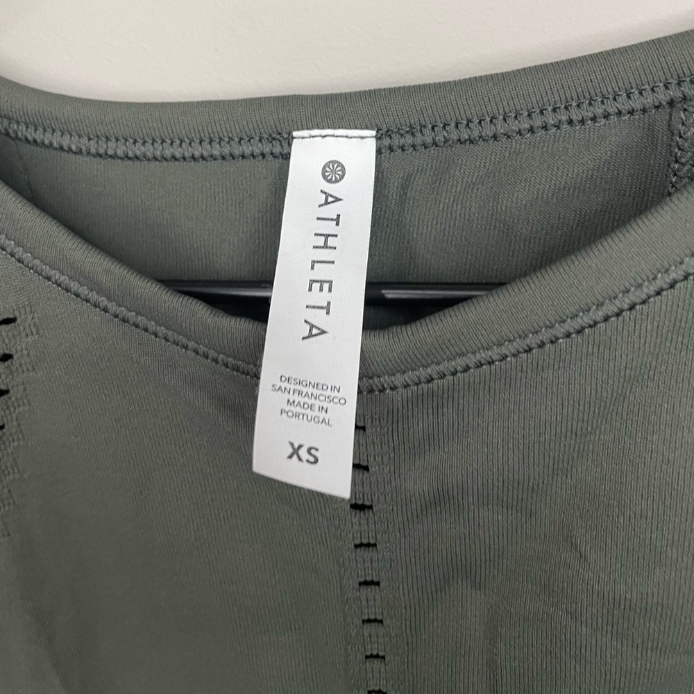 Athleta Foothill Perforated Split Back Olive Gree… - image 5